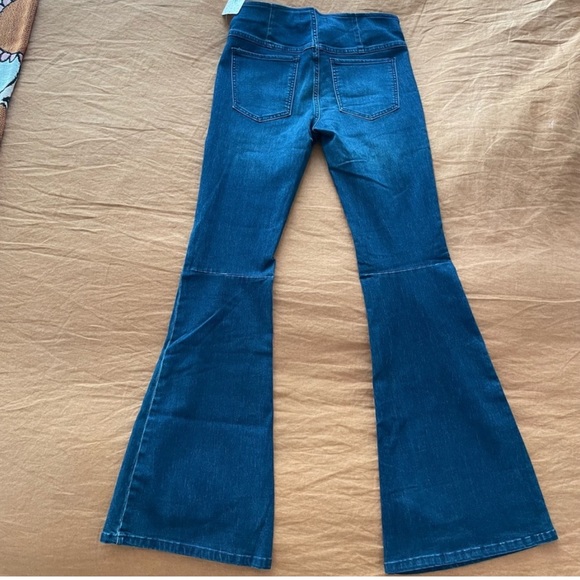 NWOT Free People Penny Pull-On Flare Jeans - Size 28 - Picture 5 of 11